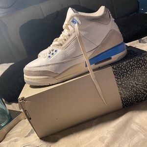 Jordan Women’s Sneakers White with Blue Accents